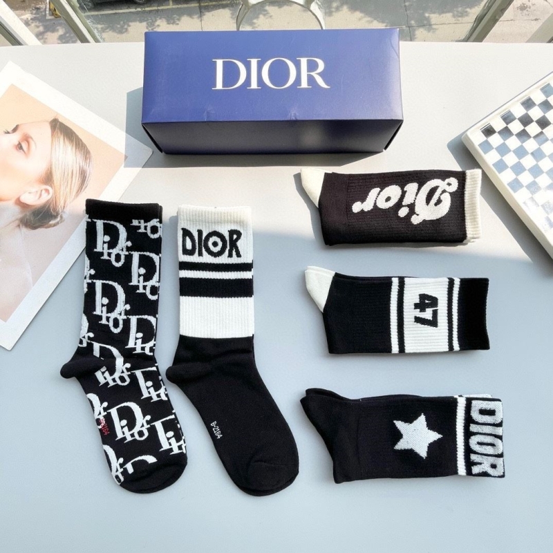 DIOR